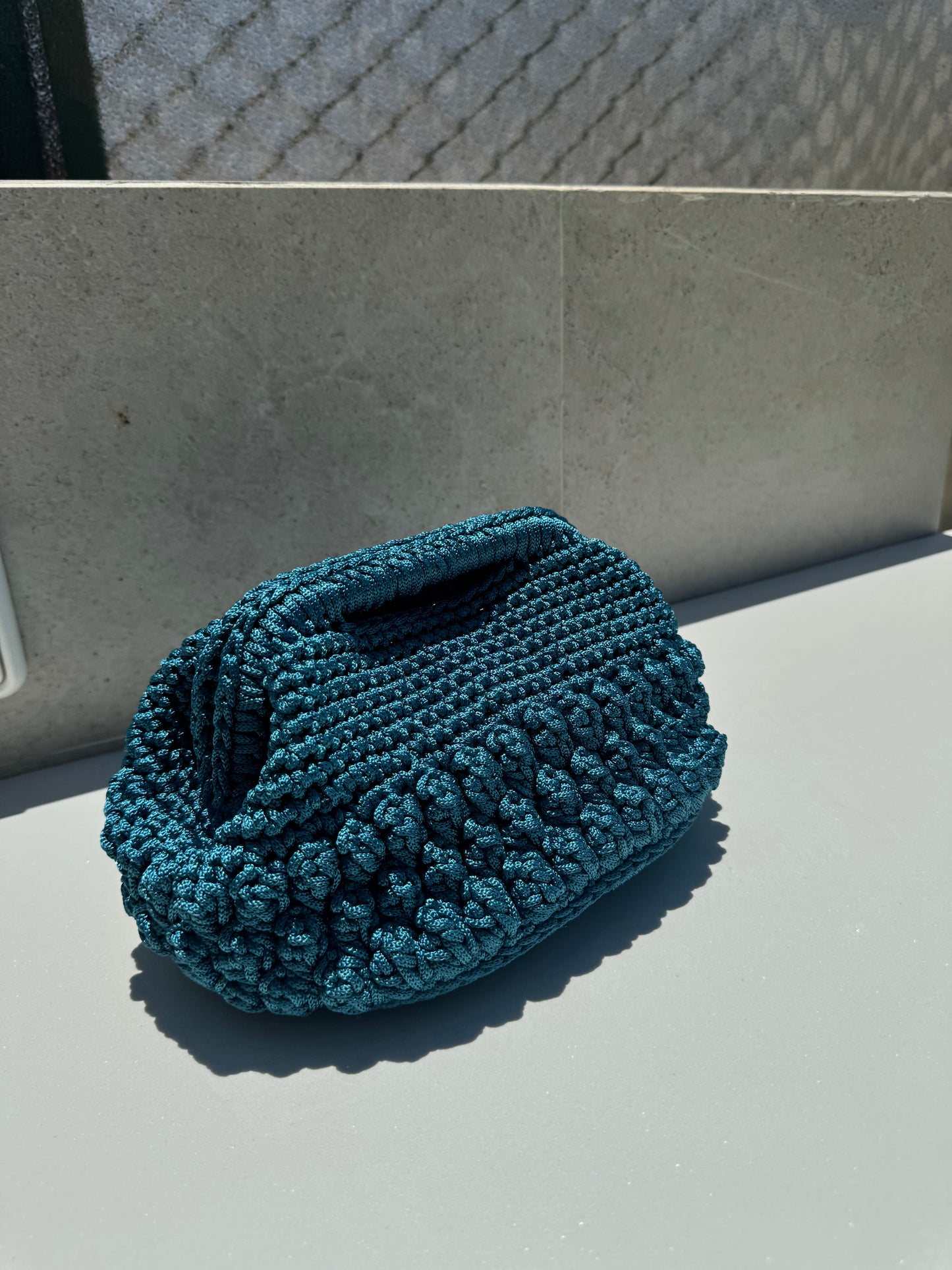The Bubble Clutch